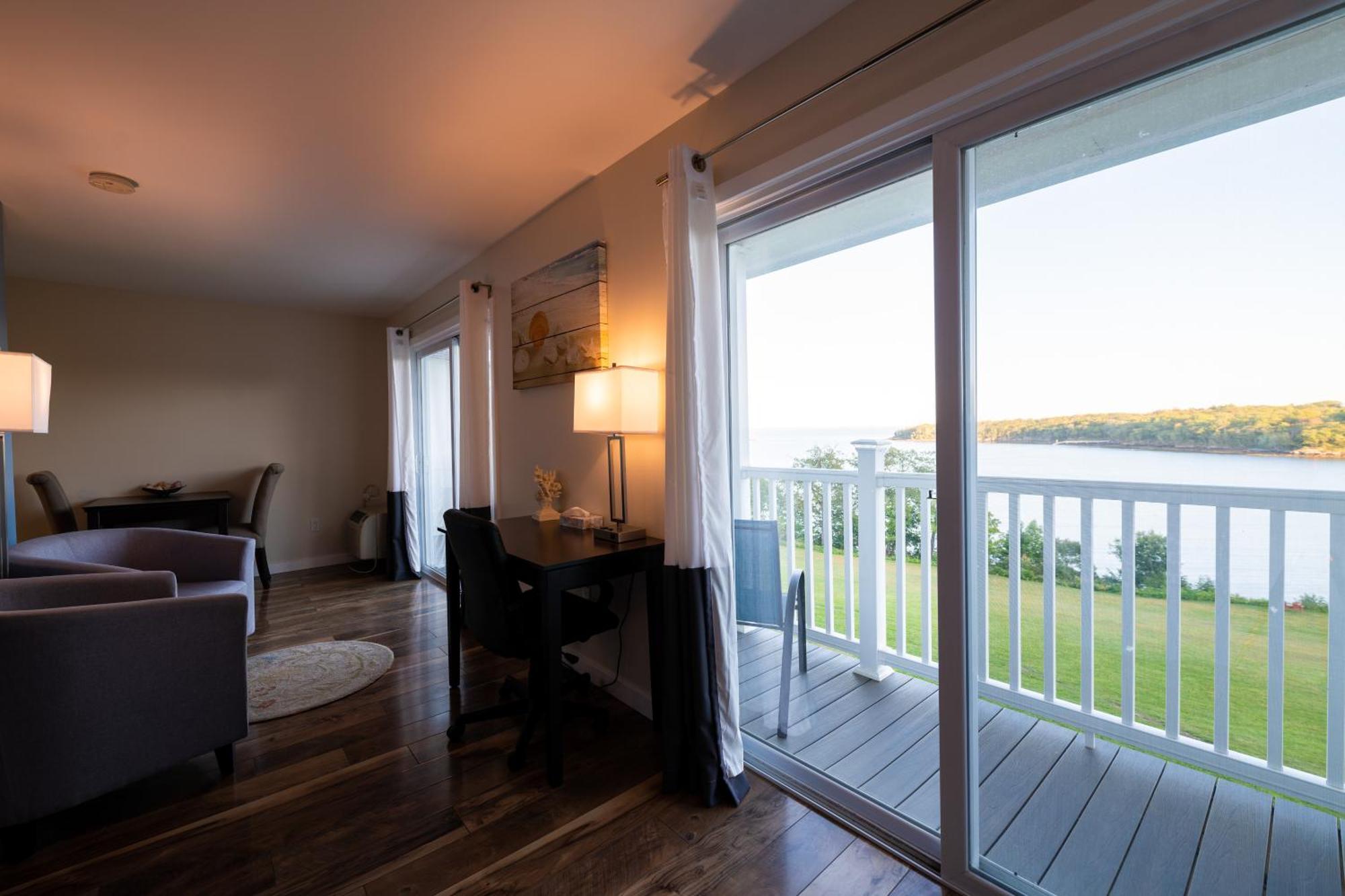 Ledges By The Bay Motel Rockport Exterior photo