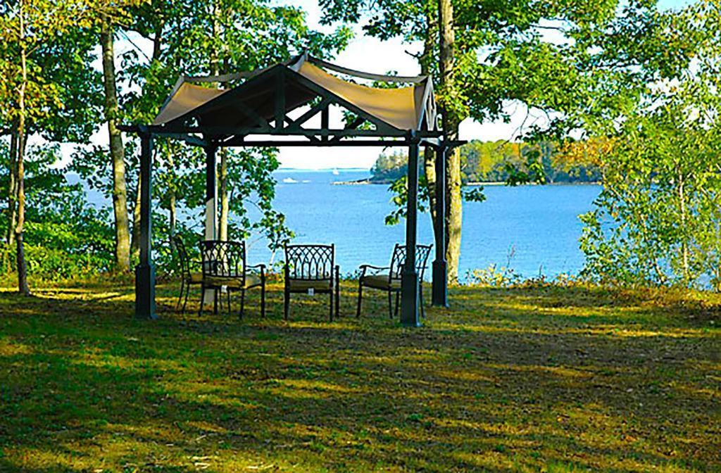 Ledges By The Bay Motel Rockport Exterior photo