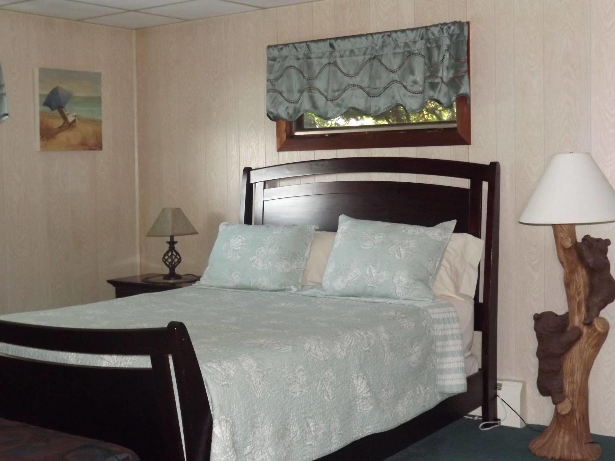 Ledges By The Bay Motel Rockport Exterior photo